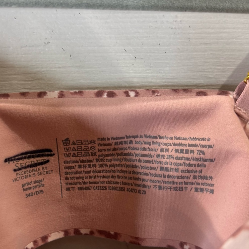 Victoria's Secret Incredible Bra Perfect Shape Size 34D - Picture 5 of 7